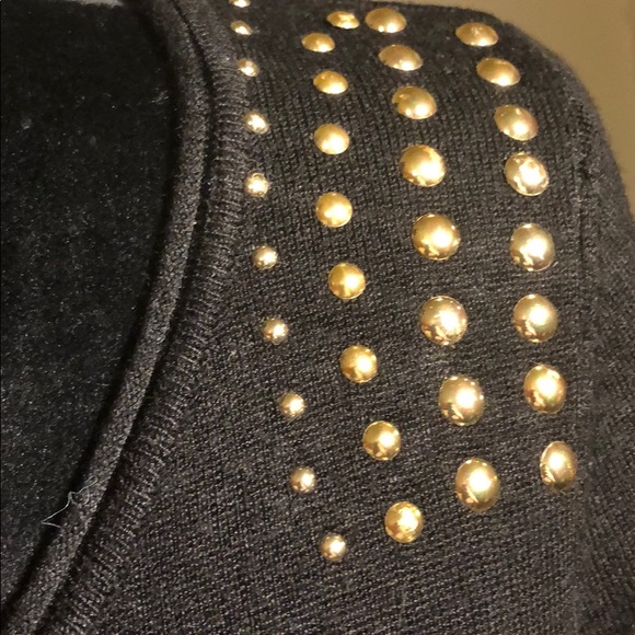 Ladies top - Picture 2 of 4